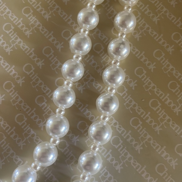 NWT Pearl Necklace - Picture 2 of 3